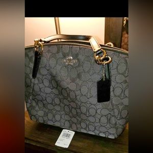 Coach handbag never used